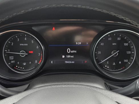 Used 2021 Buick Encore GX Preferred FWD image 32