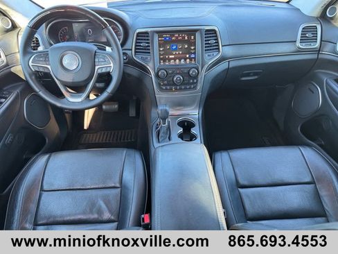 Used 2017 Jeep Grand Cherokee Summit w/ Platinum Series Group image 12