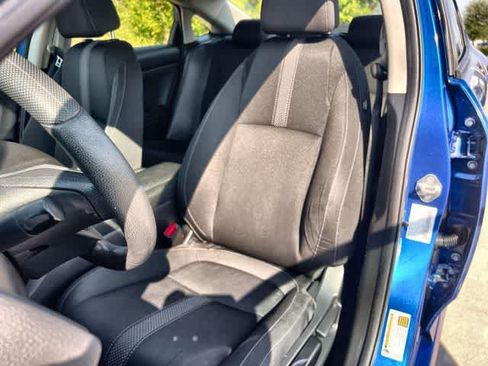 Used 2019 Honda Civic LX image 11