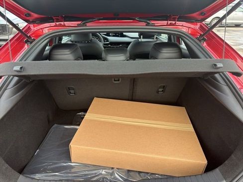 New 2026 MAZDA MAZDA3 2.5 S Hatchback w/ Premium Pkg image 29