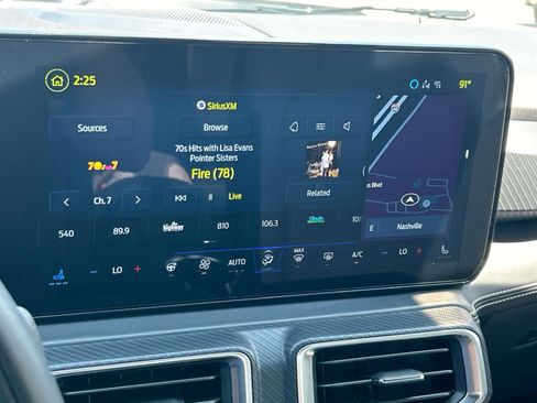 Used 2025 Ford Mustang GT Premium RWD image 32