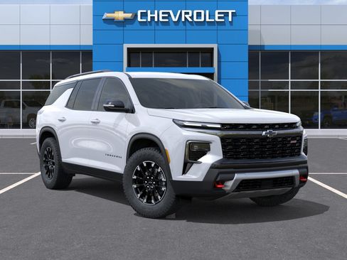 New 2026 Chevrolet Traverse Z71 w/ Enhanced Driving Package AWD/4WD image 21