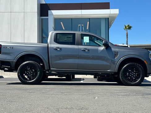 New 2026 Ford Ranger Lariat w/ Black Appearance Package AWD/4WD image 2
