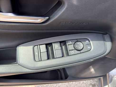 New 2026 Nissan Sentra SV w/ SV Convenience Package FWD image 11