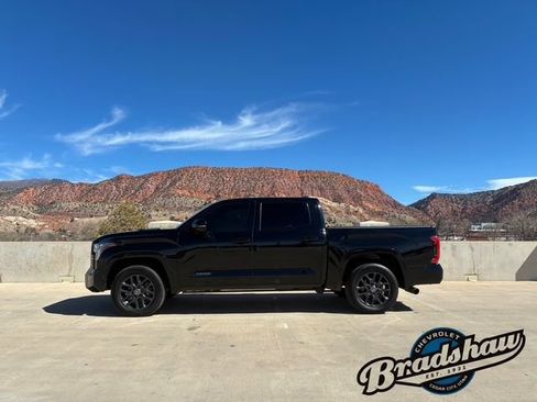 Used 2024 Toyota Tundra Platinum image 4