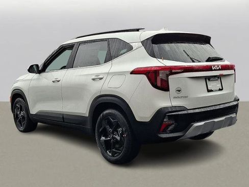 New 2026 Kia Seltos EX image 3