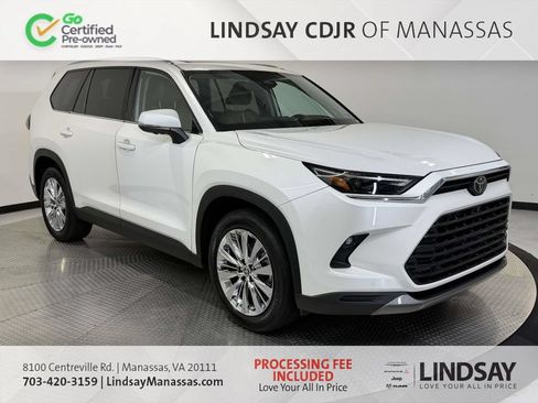 Used 2024 Toyota Grand Highlander AWD image 1