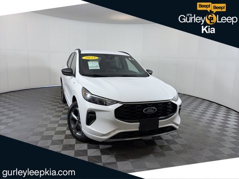 Used 2023 Ford Escape ST-Line image 1