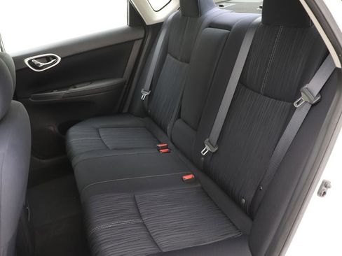 Used 2016 Nissan Sentra SR image 11