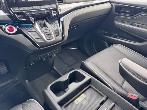 Used 2022 Honda Odyssey Elite image 38