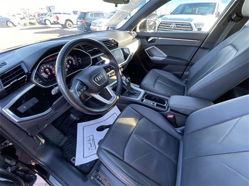 Used 2020 Audi Q3 2.0T Premium w/ Convenience Package image 14
