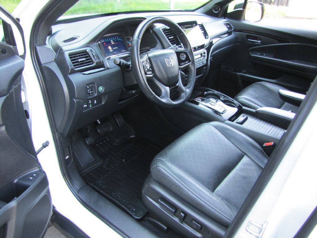 Used 2020 Honda Passport Touring image 13