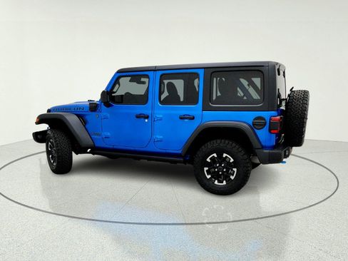 Used 2024 Jeep Wrangler Unlimited Rubicon 4xe w/ Capability Package AWD/4WD image 13