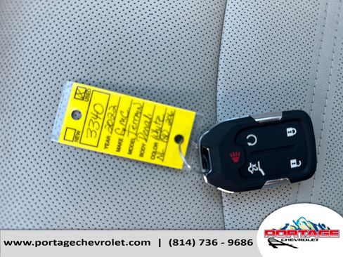 Used 2022 GMC Terrain Denali w/ LPO, Floor Liner Package image 33