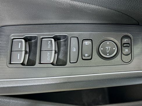 Used 2023 Honda Civic Touring image 15