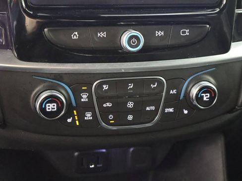 Used 2022 Chevrolet Traverse LT w/ LPO, Floor Liner Package image 49