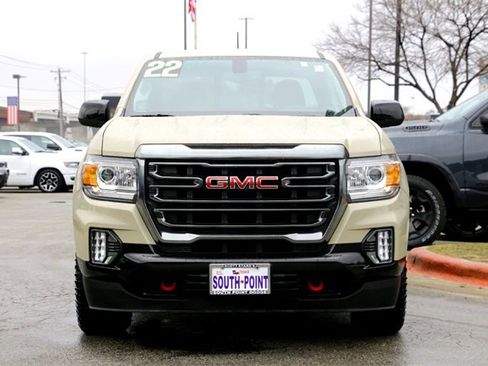 Used 2022 GMC Canyon AT4 w/ Trailering Package image 8