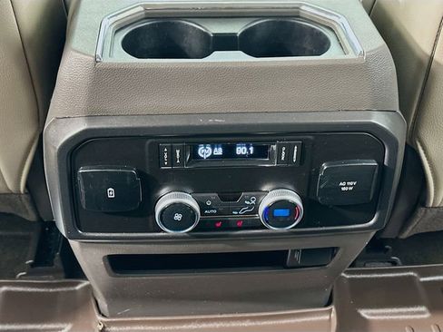 Certified 2020 Ford Expedition Limited image 19