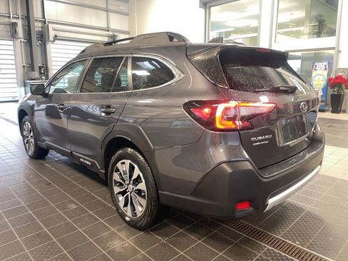 Used 2024 Subaru Outback Limited AWD/4WD image 19