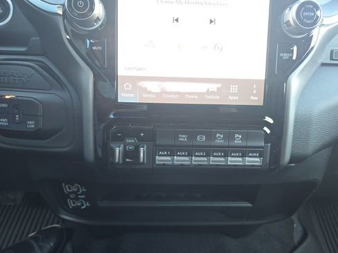 New 2026 RAM 3500 Big Horn AWD/4WD image 21