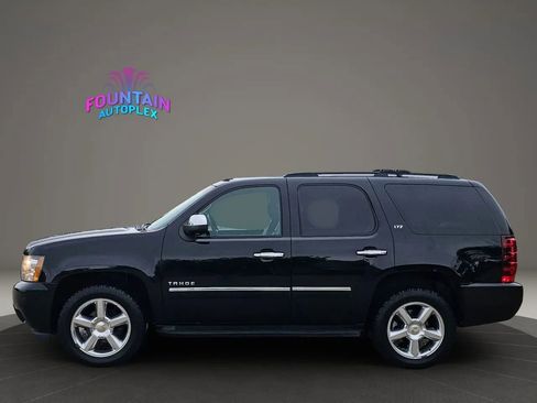 Used 2012 Chevrolet Tahoe LTZ AWD/4WD image 2
