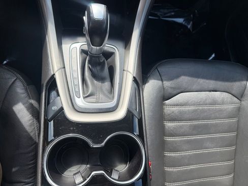 Used 2014 Ford Fusion SE w/ Equipment Group 202A FWD image 18