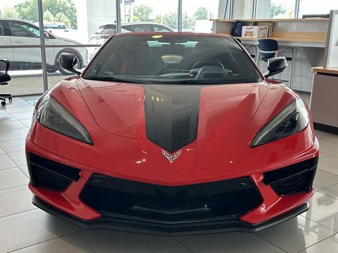 Used 2023 Chevrolet Corvette Stingray Premium Conv w/ Z51 Performance Package RWD image 4