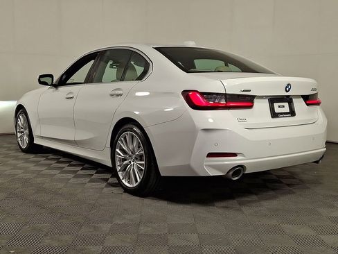 Certified 2024 BMW 330i xDrive Sedan w/ Convenience Package AWD/4WD image 7