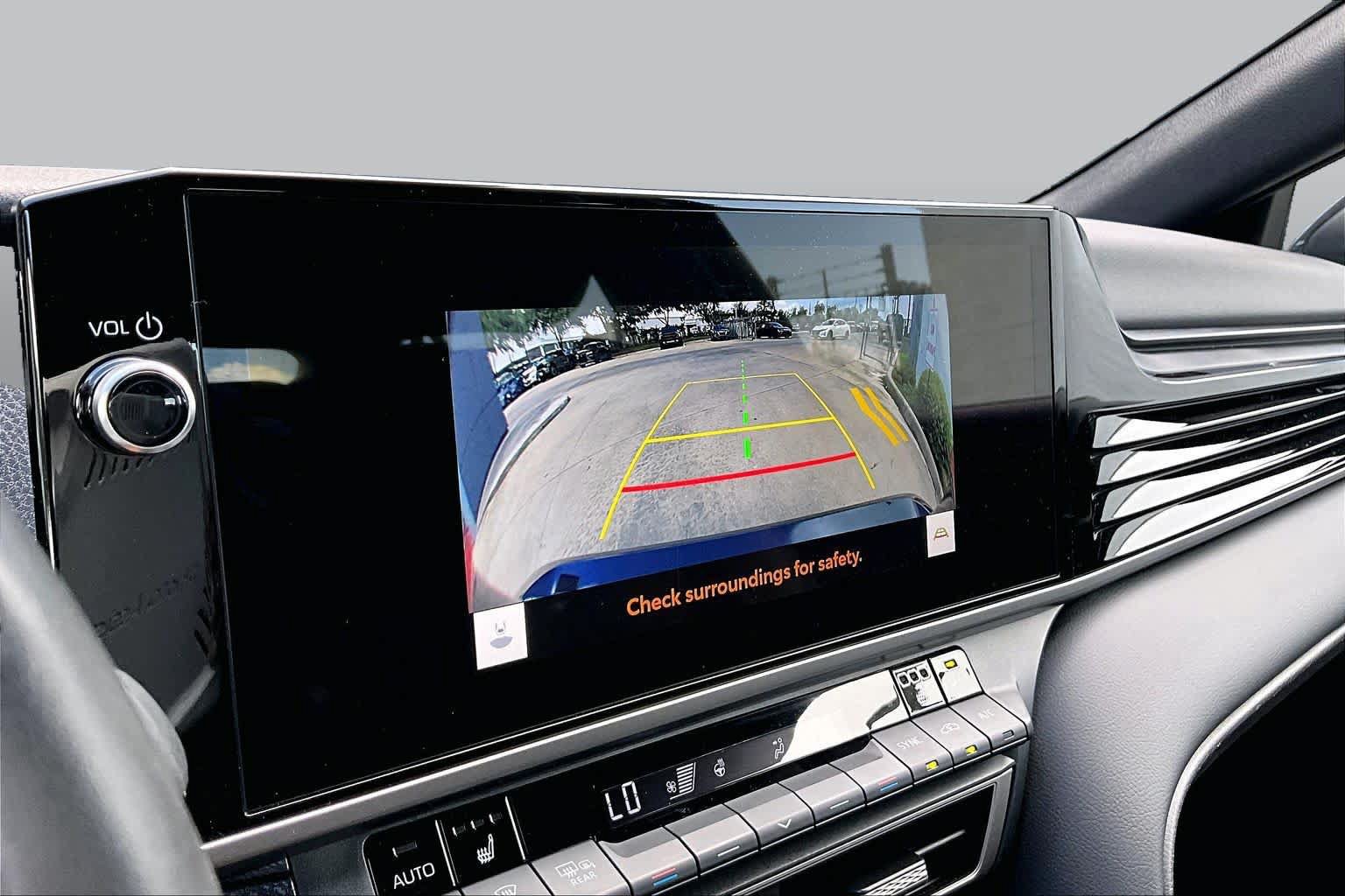 Used 2025 Toyota Camry XSE AWD/4WD image 27