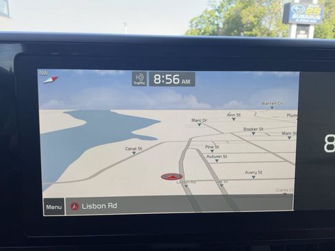 Used 2022 Kia Carnival EX FWD image 20