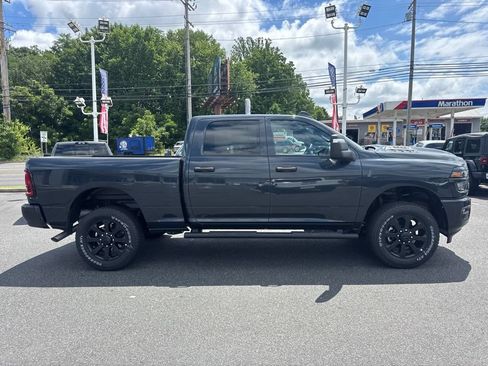 New 2026 RAM 2500 Tradesman AWD/4WD image 4