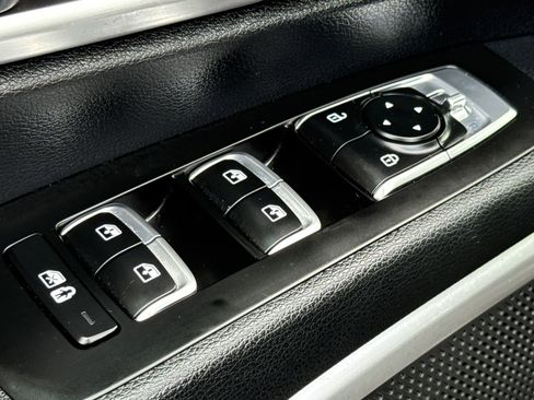 Used 2024 Kia Telluride S FWD image 20