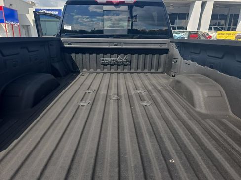 Used 2024 Chevrolet Silverado 2500 High Country w/ High Country Premium Package AWD/4WD image 23