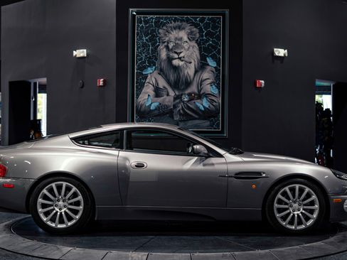Used 2003 Aston Martin Vanquish RWD image 31