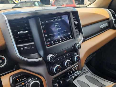 Used 2019 RAM 1500 Big Horn AWD/4WD image 11