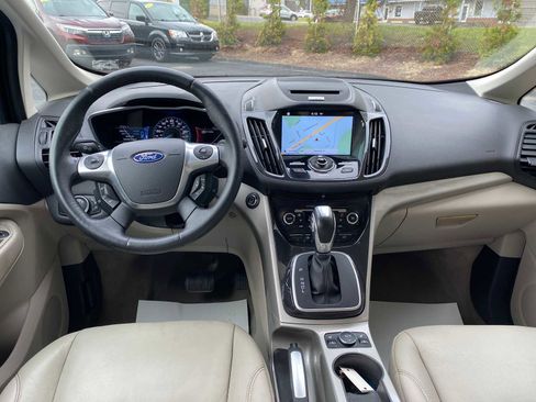 Used 2016 Ford C-MAX Energi SEL w/ Equipment Group 302A FWD image 7