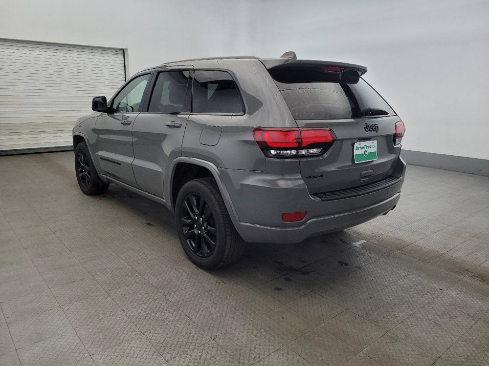 Used 2022 Jeep Grand Cherokee Laredo X AWD/4WD image 5