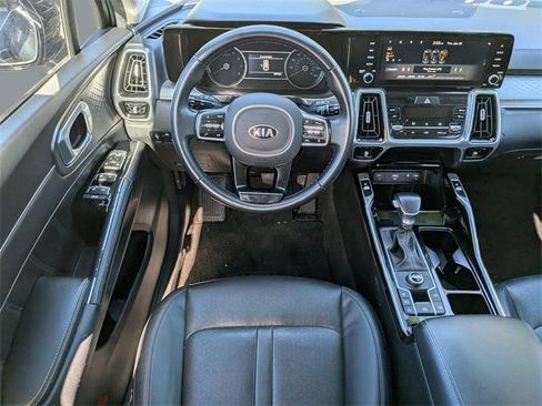 Used 2021 Kia Sorento SX image 17