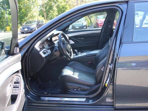 Used 2013 BMW M5 RWD image 10