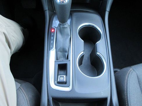 Used 2020 Chevrolet Equinox LT w/ LPO, Floor Liner Package image 26