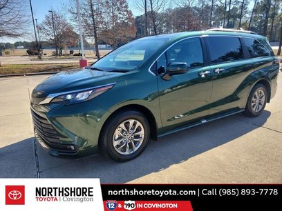 Used 2025 Toyota Sienna XLE w/ XLE Plus Package