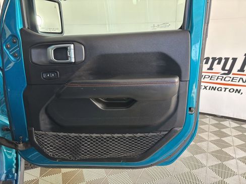 Used 2019 Jeep Wrangler Unlimited Rubicon image 27