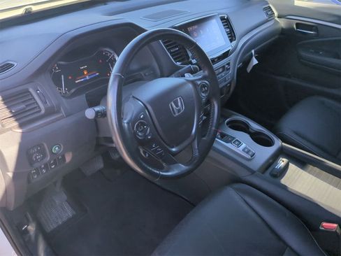 Used 2023 Honda Ridgeline RTL-E image 10