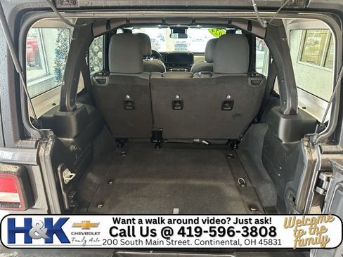 Used 2024 Jeep Wrangler Sport S image 15