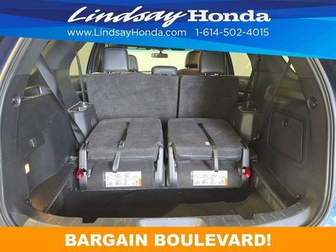 Used 2016 Ford Explorer XLT w/ Equipment Group 202A AWD/4WD image 9