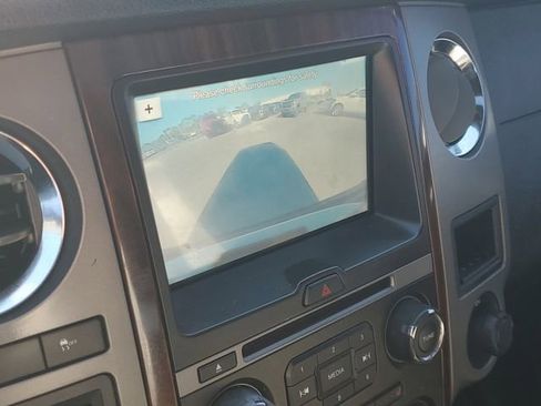 Certified 2017 Ford Expedition EL Platinum image 28