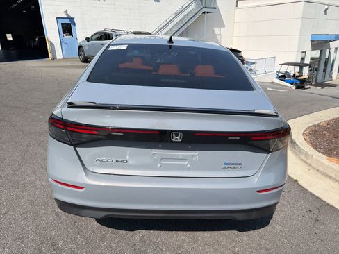 Used 2025 Honda Accord Sport image 32