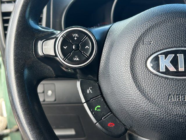 Used 2014 Kia Soul FWD image 16