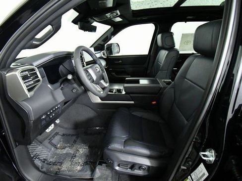 New 2026 Toyota Sequoia Platinum image 5