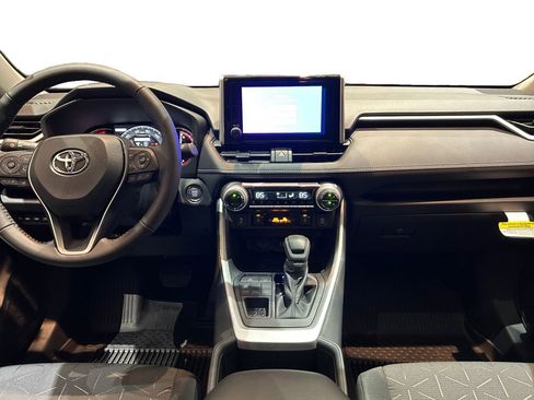 New 2025 Toyota RAV4 XLE image 12